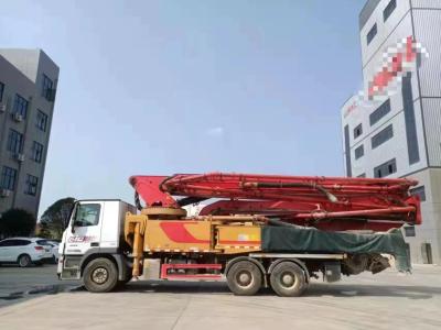 Китай тележка конкретного насоса руки заграждения 180m3/H 52m 2-ая с разделом 6 заграждений продается