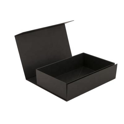 Cina Cosmetico stampato dei contenitori di imballaggio del regalo di logo che piega scatola d'imballaggio magnetica in vendita