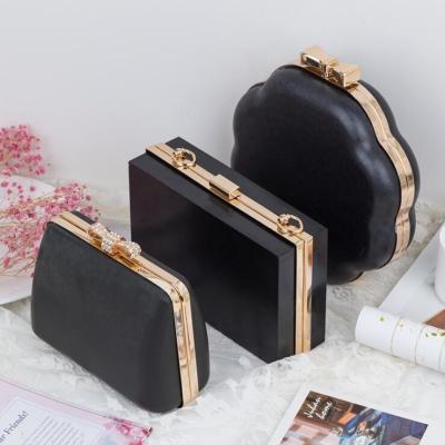 China 16.5*11*7cm Bow Clasp DIY Metal Clutch Frame Customed Logo for sale