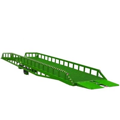 China Hydraulische bewegliche Dock-Rampe mit Auslegern, Behälter-Gabelstapler-Laden-Rampe zu verkaufen