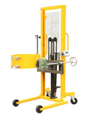 China Halterófilo simple y ahorrador de trabajo del tambor de la carretilla elevadora, levantador vertical de elevación rápido del tambor de la velocidad en venta