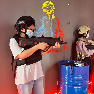 China Outdoor Laser Tag Equipment Gun And Vest Multiplayer Laser Tag Weapon Game Machines for sale