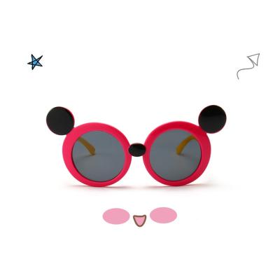 China High quality hot sale cute cartoon bear frame kids sunglasses candy color frame polarization shading fashion kids sunglasses for sale