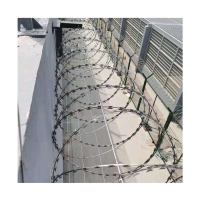 China Galvanized Sheet High Security Galvanized Razor Barbed Wire Mesh Airport Concertina Fence for sale