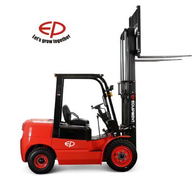 China Hotels PE Four Wheel Imported Diesel Forklift 2.5 Ton Internal Combustion Engine With Attachment CPCD25T3 for sale