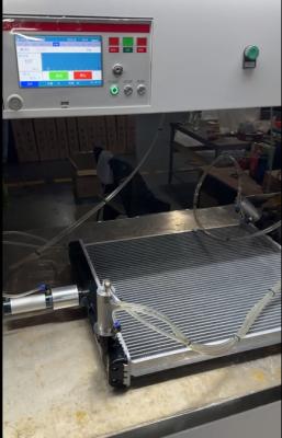 China 220AV stroomvoorziening 0-999 Tweede keer instellen lucht droge radiator tester voor witte radiatoren Te koop