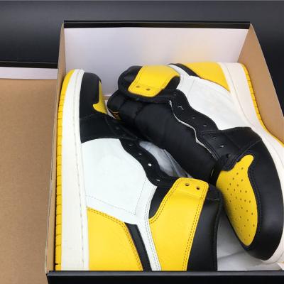 China Cushioning EU 40-45 High OG Toe Mens Designer Basketball Shoes Yellow Best 1 1s Retros Leather White Splice Sports Sneakers Trainers for sale