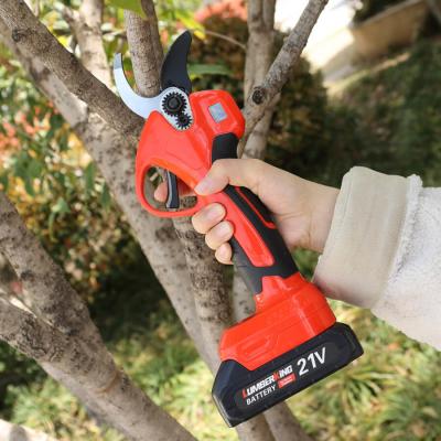 China Rechargeable 35mm Electric Garden Shears With Lithium Battery Pruning Cutter For Gardening for sale