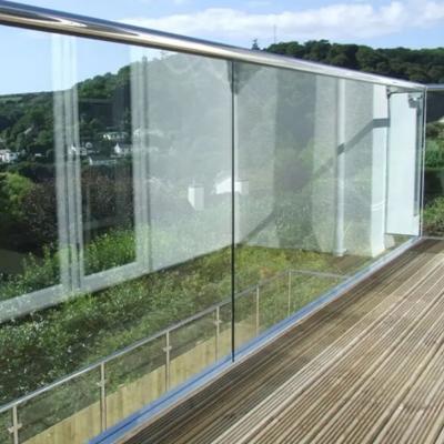 China Curved Stairs Glass Railing Balcony Customized Safety Tempered Glass Railing Frameless Aluminum And Glass Railings For Decks for sale