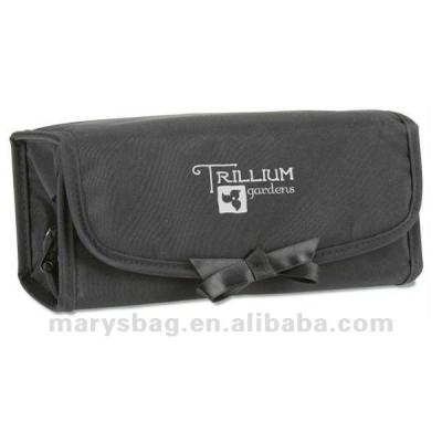 China Microfiber Polka Dot Amenity Kit with Hook and Loop Closure for sale