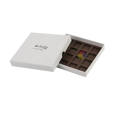 China Manufacturer Customized Logo Food Gift Packaging White Chocolate Box Design With Paper Tray for sale