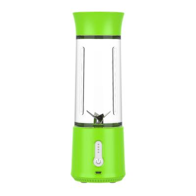 China Car USB Smoothie Mini Citrus Juicer Hand USB Rechargeable Personal Fruit Juicer Portable Blender for sale