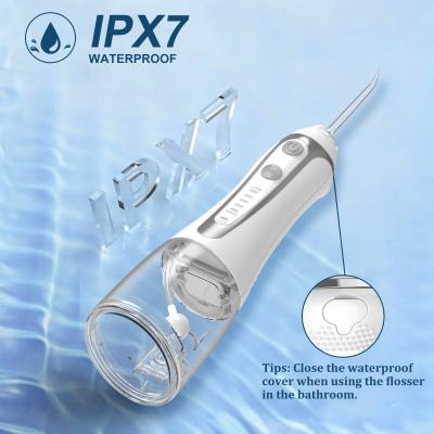 China Limpieza de dientes con agua inteligente Folsser 300ml Tanque de agua recargable IPX7 Cuidado bucal Irrigador dental Flosser de agua portátil en venta