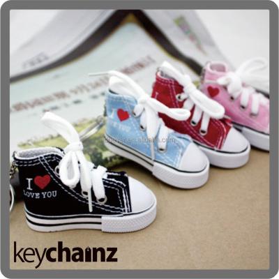 China Mini canvas shoe key chain with custom logo, made of quality canvas material for sale