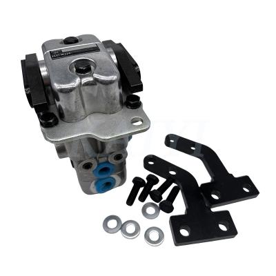 China PC200-7/PC200-8/PC300-7/PC360-7/ Foot Valve Assembly 702-16-01861 / 702-16-04250 Footwork Assy 8H Foot Valve PC450-8 PC200-7/PC200-8/PC300-7/PC360-7/PC450-8 8H for KOMATSU for sale