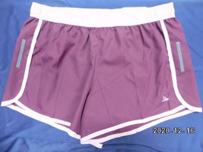 Chine Les shorts pulsants du colorant 90gsm des femmes rapides de textile tissé pour le tennis à vendre