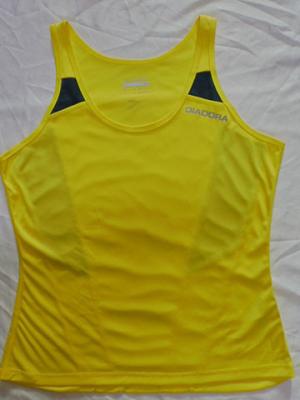 Chine Couleur jaune d'Autumn Mens Sleeveless Tank Top d'été sportif doux de ressort à vendre