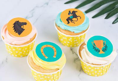 中国 鮮やかで、明確な印刷物が付いている競馬の氷床の食用の装飾 販売のため