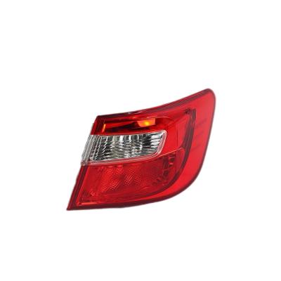 China 8155006620 Toyota Camry Hecklicht Verbessern Sie Ihr Beleuchtungssystem mit langlebigen Halogenscheinwerfern zu verkaufen