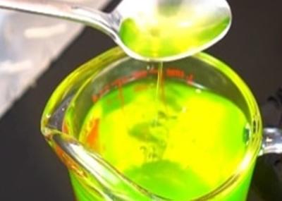 Chine Aptitude 7 verte dissolvante de poudre jaune fluorescente de CAS No 6358-69-6 en encres à vendre