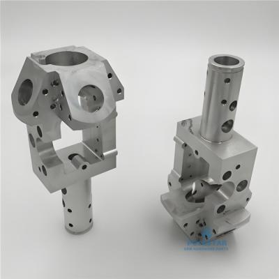 Chine Fraisage CNC usinage d'aluminium pièces détachées personnalisées pour motos à vendre