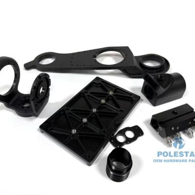 Chine Parties en aluminium anodisé CNC de précision Joints d'angle pour les cadres de panneaux solaires à vendre