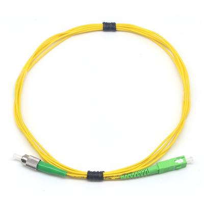 Chine Le câble de patch en fibre optique de l'APC FC à l'APC SC SX SM G657a2 2.0MM à vendre