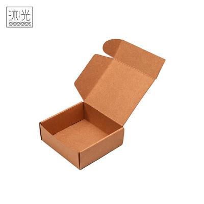 China Cheap Recyclable Custom Design Rectangular Square Kraft Paper Gift Box Packaging for sale