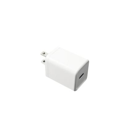 China Universal Hot Selling High Quality Product Phone Charger Battery Charger Mobile Phone Wireless Charger for sale