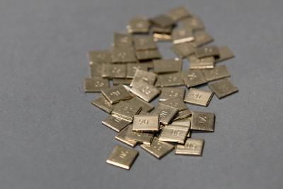 China Audental 90 Zahnreparaturen Hochedle Legierung, Zahnkeramiklegierung Gelb Au89.5% zu verkaufen