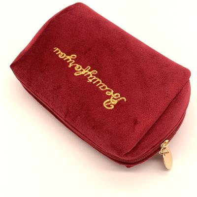 China Fashion Custom Logo Private Label Low Moq White Velvet Stitched Red Zipper Makeup Bags Cosmetic Organizer for sale