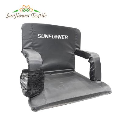 China 84*63*7cm faltender Kissen-Stadions-Stuhl-Oxford-Stoff Bleacher für Fußball zu verkaufen