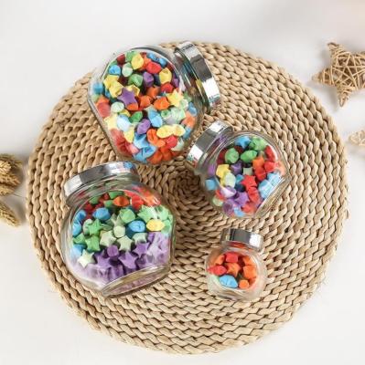 China Wholesale Different Size Food Container Storage Airtight Clear Glass Jar With Screw Lids for sale