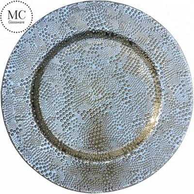 China Glass Beaded Dish Sustainable Wedding Table Decoration Bead Charger for sale