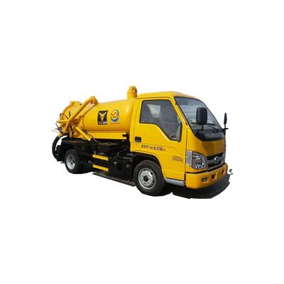 China Good performance 8000Liters Sewage Vacuum Suction Truck Waste Water Scraper Disposal Treatment Truck for sale