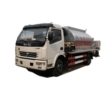 China Roadway builder truck with asphalt spray nozzles Bitumen road sprayer truck for sale for sale