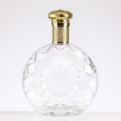 Chine 750 ml Bouteille en verre à design plat avec bouchon pour boissons alcoolisées à vendre