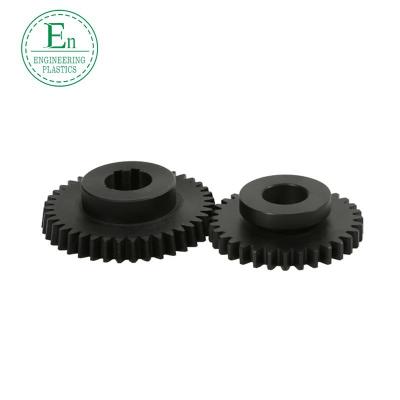 China Las piezas de POM Uhmw Cnc Plastic Machined adaptan la máquina más el engranaje cónico en venta