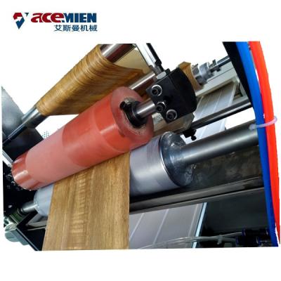 China Painel de teto do PVC da saída de 350 Kg/H que faz a linha da extrusão da máquina industrial à venda