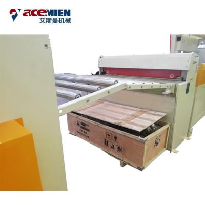 中国 ポリ塩化ビニールの床の押出機のタイルの生産ライン、機械を作るSPCのプラスチック フロアーリング 販売のため