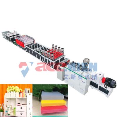 中国 380V 550kgs/Hの幅1020mmポリ塩化ビニールの泡の版機械 販売のため