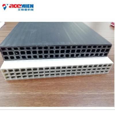 China Polypropylen-Profil-Blatt-Maschine für hohle Hochbau-Plastikverschalung zu verkaufen