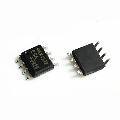 China MAX1232 ESA MAX 1232CSA MAX1232 Patch Original New Type SOP8 Monitor IC Chip MAX1232ESA for sale