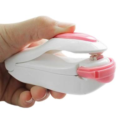 China Lovely Mini Magnetic Household Handheld Heat Bag Sealer For Snack Saver for sale