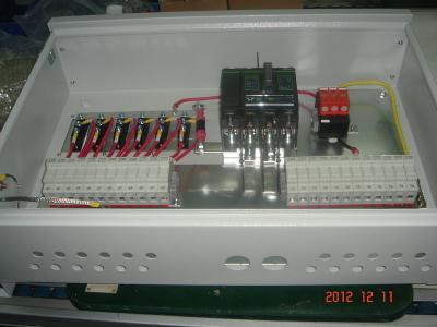 China 1000V DC IP65 Solar PV Combiner Box 2 - 32 Strings With Fuse Protect for sale