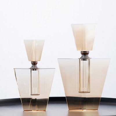 China Orange Empty Crystal Perfume Bottles , Elegant Glass Perfume Bottle For Refillable Gift for sale