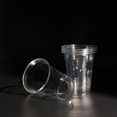 Cina Coppa PET monouso in plastica con coperchio a cupola e coperchio piatto per il succo da asporto in vendita