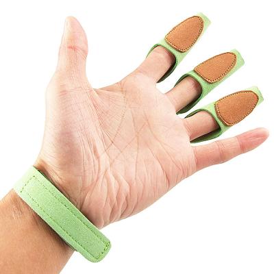 China Durable HJ-408#Archery Equipment Recurve Bow Shooting 3 Finger Protector Tag Hunting Finger Gloves for sale