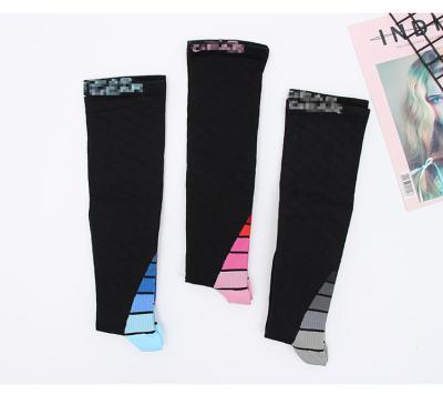 China Breathable sport compression socks for men and women 20-30 mmHg - athletic fit for sale