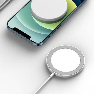 China Wholesale YYS-I12-2 Factory Supply 15W Charger White Portable Small Mobile Phone Magnetic Wireless Fast Charging The Indoor Office for sale